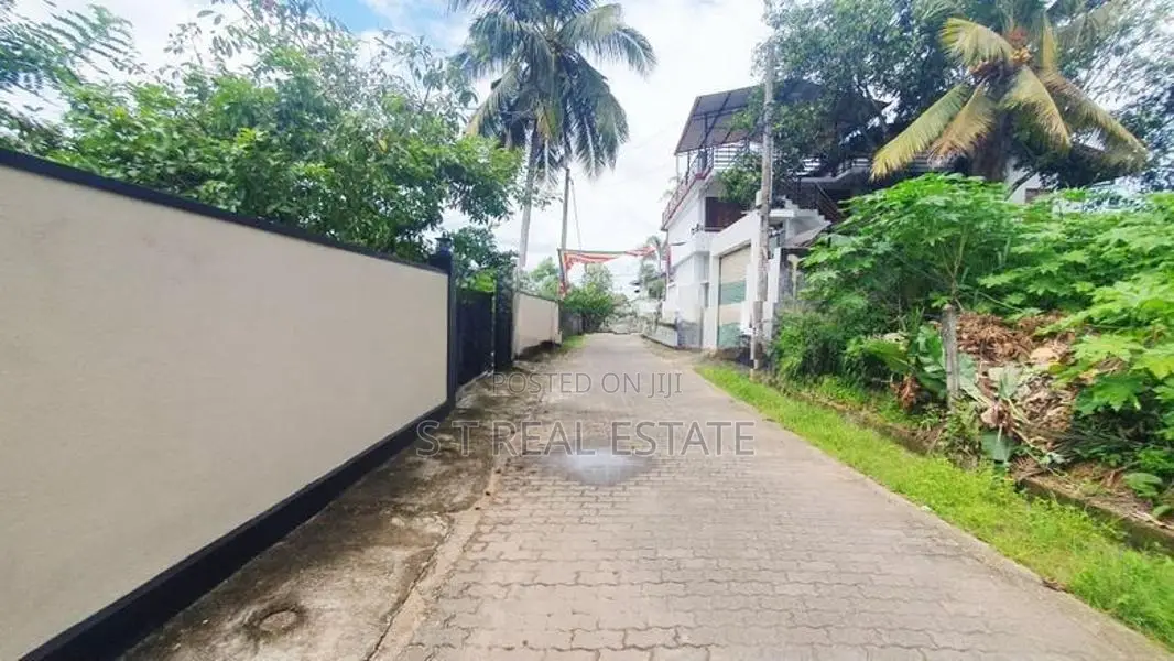 9.10P High Residential Bare Land For Sale In Malabe