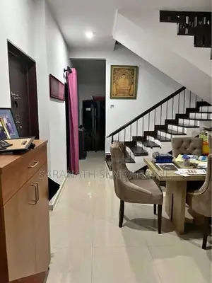 House in Boralesgamuwa For Sale - Walking Distance to Maharagama Lake