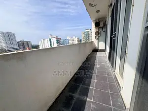 Well-Maintained 2BR Apartment in Dehiwala – Near Marine Drive