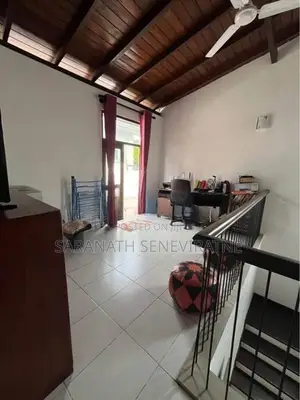 House in Boralesgamuwa For Sale - Walking Distance to Maharagama Lake