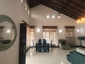 Single & 2 Story Luxury Houses With Furniture Negombo Daluwakotuwa Rd