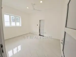 Brand New Luxury 3 Storey House for Sale in Piliyandala