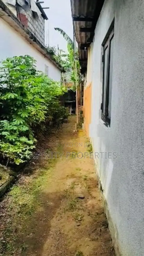 18P Land Sale Near Vishwa Kala Junction Bypass Road Piliyandala