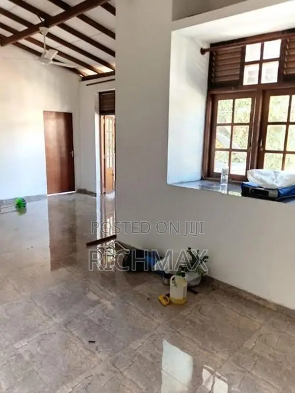 1st floor house for rent in Kalubowila