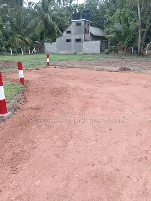 Land Sale in හලාවත