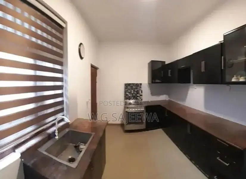 Well maintained House rent in Battaramulla