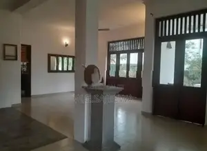 Well maintained House rent in Battaramulla