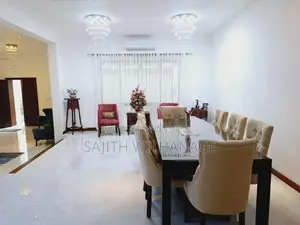 4-Storey House with 3 Apartments for Sale