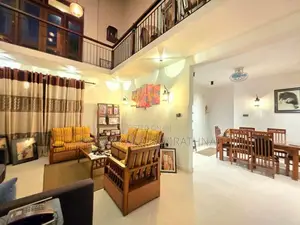 13 Perches - Bricks Walls Luxury 2 Storied House Mattegoda