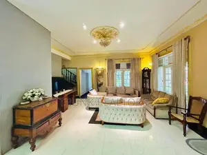 Rajagiriya 05BR Luxury House For Sale (NK107670)