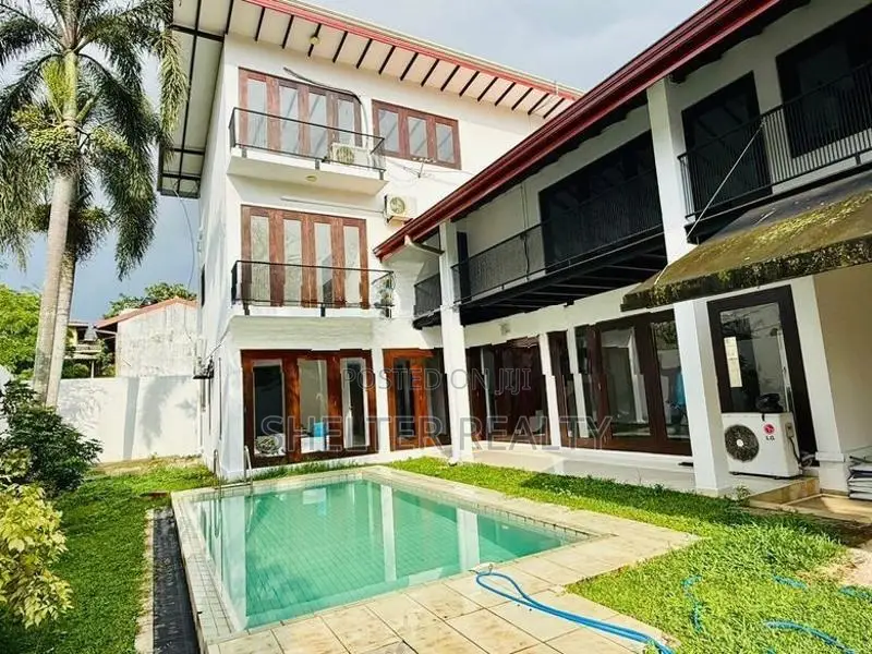 Thalawathugoda 5 Bedroom house for rent