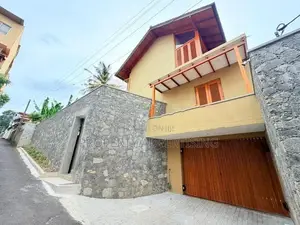 Nugegoda Award-Winning Architect Designed Luxury House for Sale
