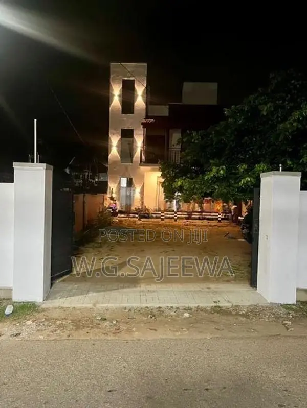 brand new house for sale in Dalupatha