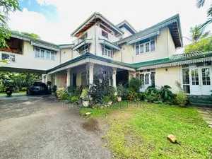 Rajagiriya 05BR Luxury House For Sale (NK107670)