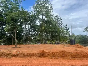 කරාපිටිය රෝහලට ලගින්ම අගනා බිම් කොටස් විකිණීමට