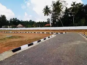 දන්කොටුව නගරයට ආසන්නයෙන් ඉඩමක්