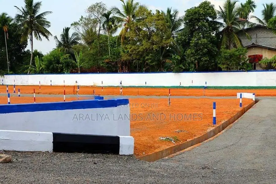 Land for Sale in Meegoda