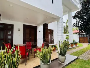 Luxury 4 Storey House For Sale in Welisara, Kandana