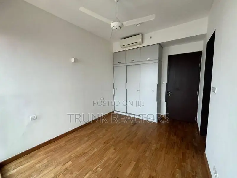 Luna Tower 02BR Apartment For Sale (NK107674) Colombo 2