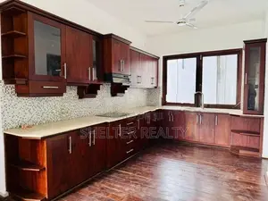 Thalawathugoda 5 Bedroom house for rent