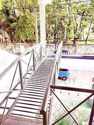 Spacious 3 Bedroom house for rent in Ratmalana
