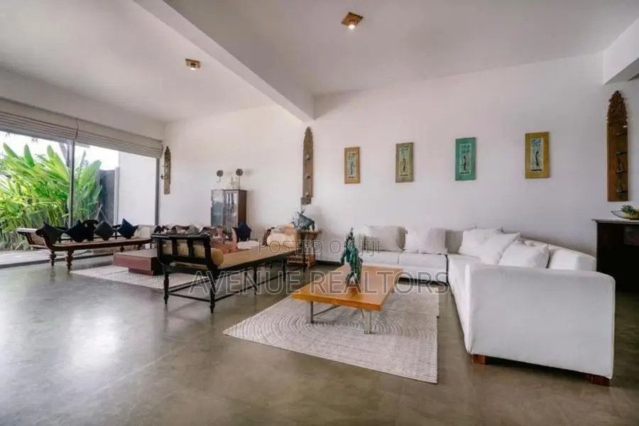 Villa for Sale in Ambalangoda