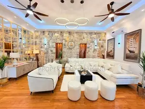 Pelawatta Newly Build Elegant Fully Furnished 3 Storey House for Sale