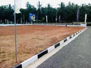 දන්කොටුව නගරයට ආසන්නයෙන් ඉඩමක්