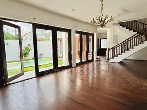 Thalawathugoda 5 Bedroom house for rent