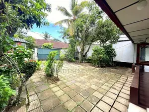 Old House For Land Value - Vihara Mawatha Pepiliyana Boralesgamuwa UC