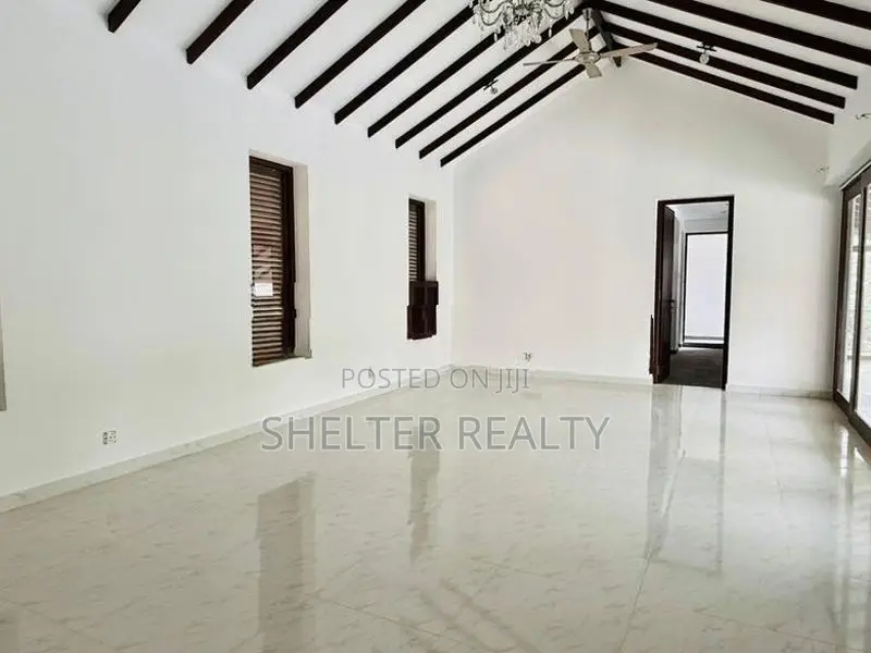 Thalawathugoda 5 Bedroom house for rent