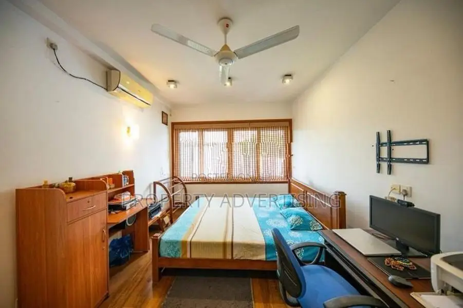 Luxurious Nugegoda house for Sale in prime location
