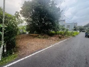 පිළියන්දල, මඩපාත පිහිටි ඉඩමක් විකිණීමට ඇත. (ID : PLN001S)