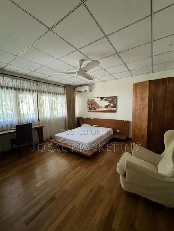 9 Bedroom House for Sale - Colombo 5, Dickman's Road (EM718)