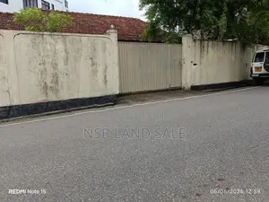 VALUABLE LAND & HOUSE FOR SALE IN PITAKOTTA