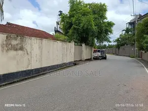 VALUABLE LAND & HOUSE FOR SALE IN PITAKOTTA