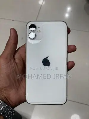 Apple iPhone 11 (Used)