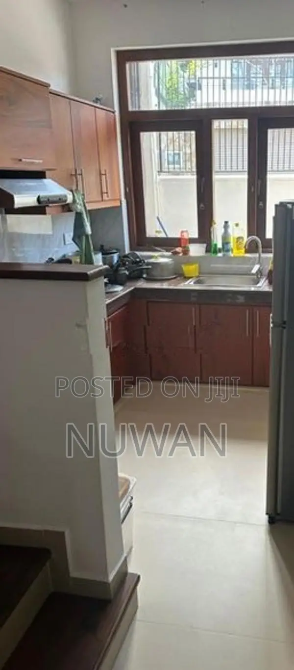 ( NAR2199) 2 Storied House in Nawala