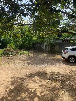 10 Perches Land in Kottawa