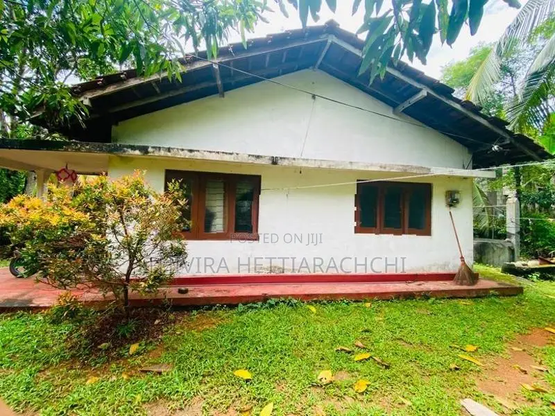 House with Land for Sale in Ragama ,batuwatta