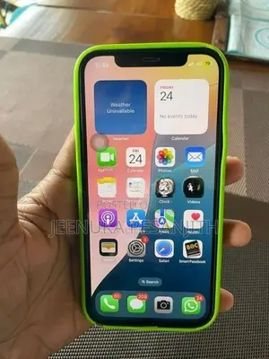 Apple iPhone 12 (Used)