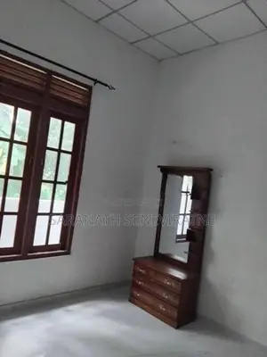 House in High-Level Rd Meegoda - Homagama