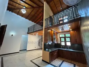 Brand-New House With Modern Architecture - Piliyandala Madapatha