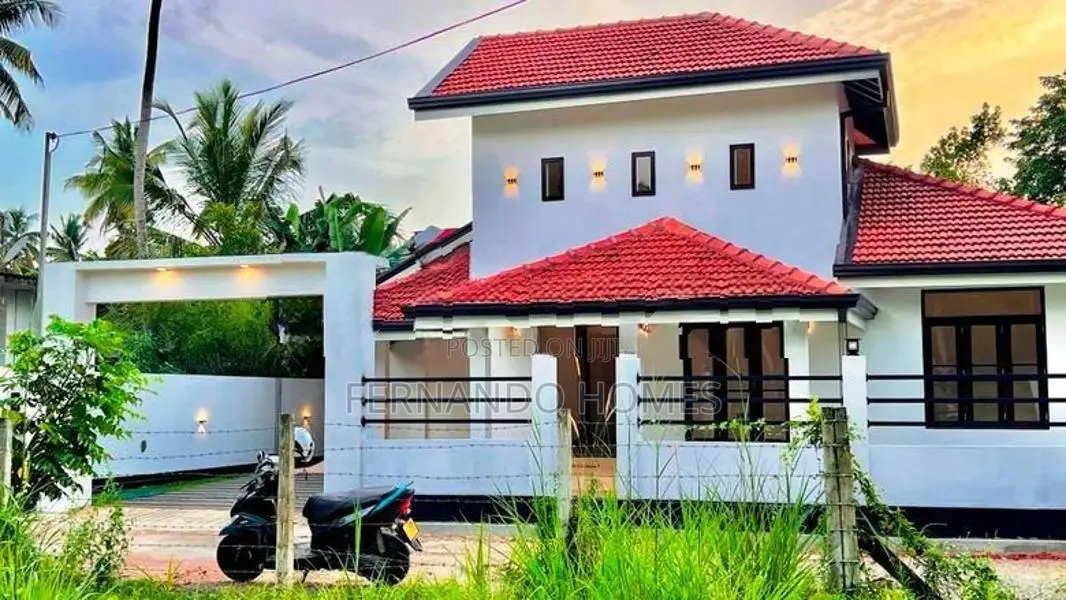 Nice Decent Area Newly Built Luxury Single Storey House Sale in Negomb