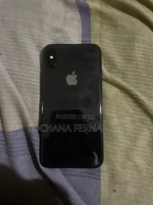 Apple iPhone X (Used)