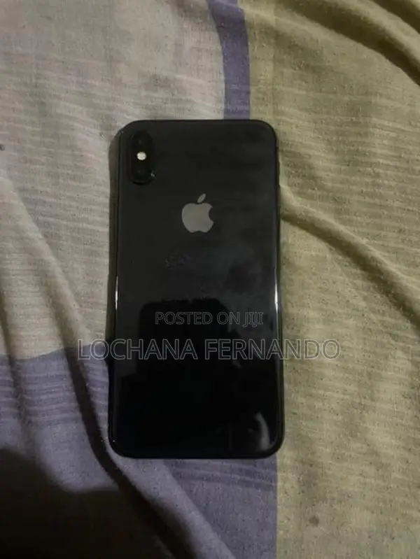Apple iPhone X (Used)