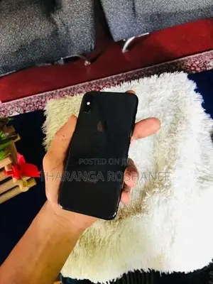 Apple iPhone X (Used)