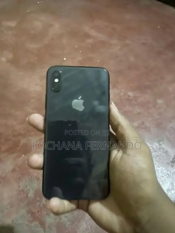 Apple iPhone X (Used)