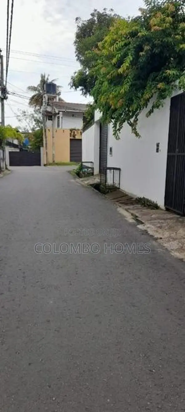 11 perches land for sale - Kawdana road