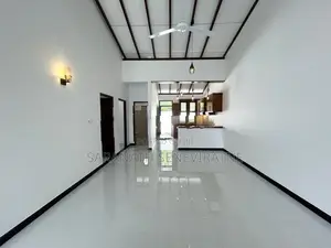 Brand-New Solid House For Sale in Athurugiriya - Facing 20 Feet Rds